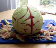 Человеческие мозги из арбуза