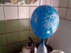 Надуваем шарики водородом в домашних условиях