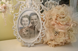 Букет невесты из ткани в винтажном стиле