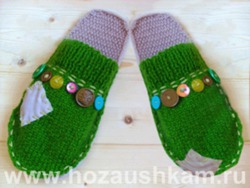 Домашние вязанные тапочки