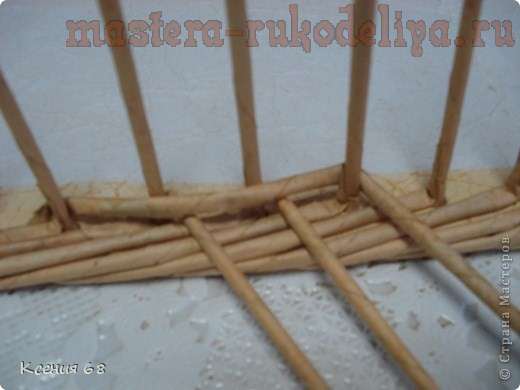 Мастер-класс по плетению из газет. Поднос с фанерным дном