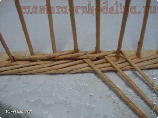 Мастер-класс по плетению из газет. Поднос с фанерным дном