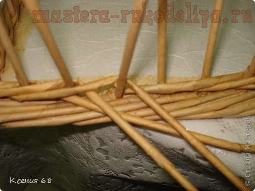 Мастер-класс по плетению из газет. Поднос с фанерным дном