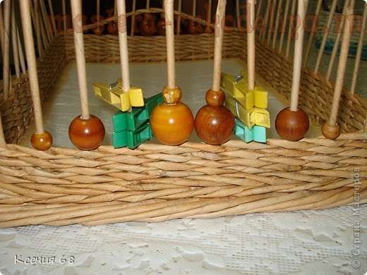 Мастер-класс по плетению из газет. Поднос с фанерным дном