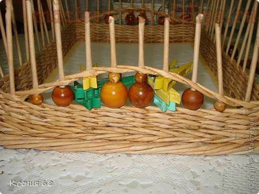 Мастер-класс по плетению из газет. Поднос с фанерным дном