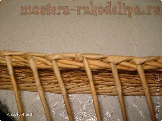Мастер-класс по плетению из газет. Поднос с фанерным дном