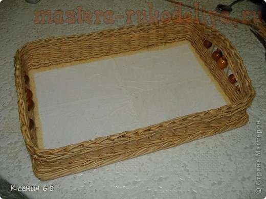 Мастер-класс по плетению из газет. Поднос с фанерным дном