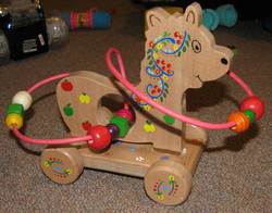 Игрушка лабиринт-каталка из
дерева своими руками